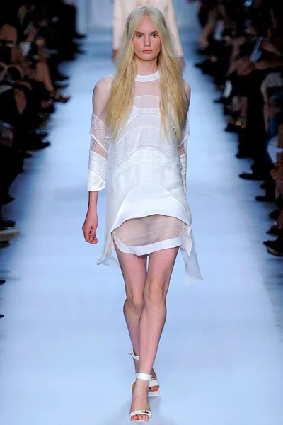 Look 6